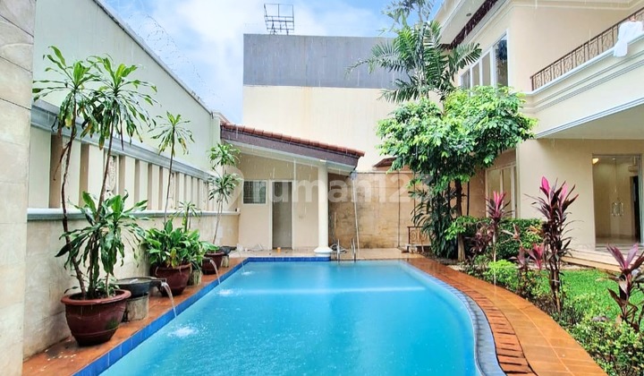 Dijual Rumah Mewah Siap Huni di Pondok Indah 2