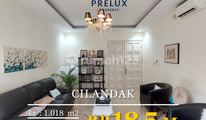 For Sale: House in Cilandak with a Serene Atmosphere For Sale: House in Cilandak with a Serene Atmosphere