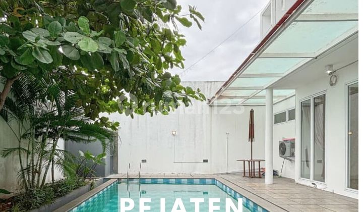 For Sale Beautiful Ready-to-Occupy Townhouse in Pejaten