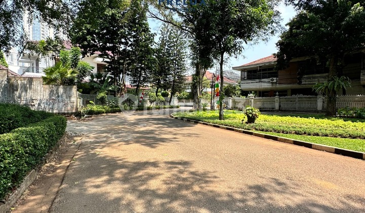 Dijual Rumah Lama Hitung Tanah Di Kebayoran 2