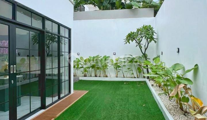 For Sale Luxury House in Premium Cilandak Area 2