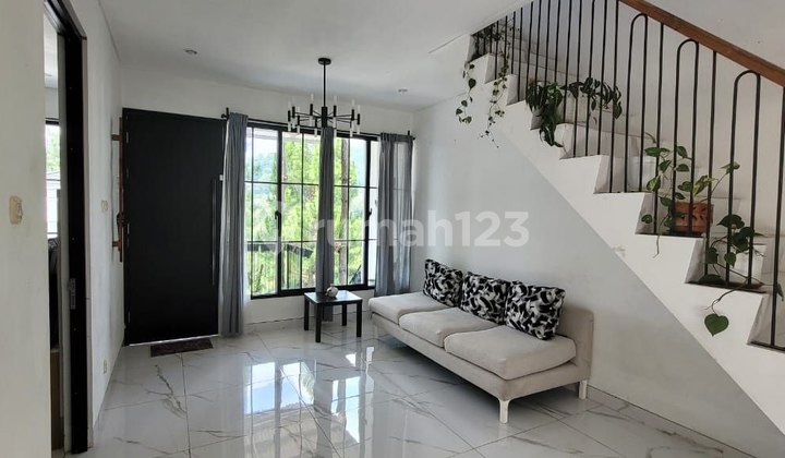 Dijual Rumah Modern Murah 3 Lantai di Resort Dago Pakar Bandung Dijual Rumah Modern Murah 3 Lantai di Resort Dago Pakar Bandung
