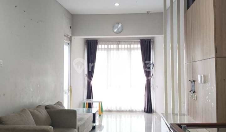 Disewakan Rumah Siap Huni di Cigadung Area Dago Atas Bandung Disewakan Rumah Siap Huni di Cigadung Area Dago Atas Bandung