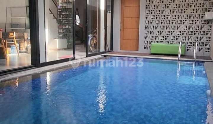 Rumah LUX Kolam Renang di Arcamanik dkt Sport Jabar Bandung Kota 1
