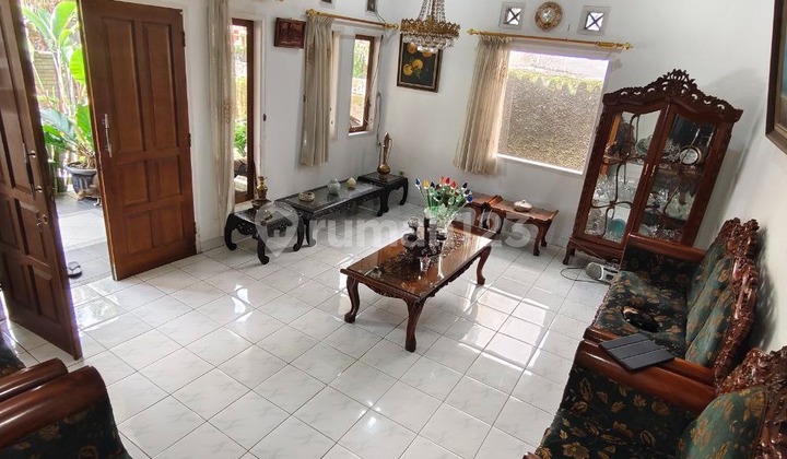 Rumah Strategis Tengah Kota Area Turangga Lengkong Buah Batu Bdg