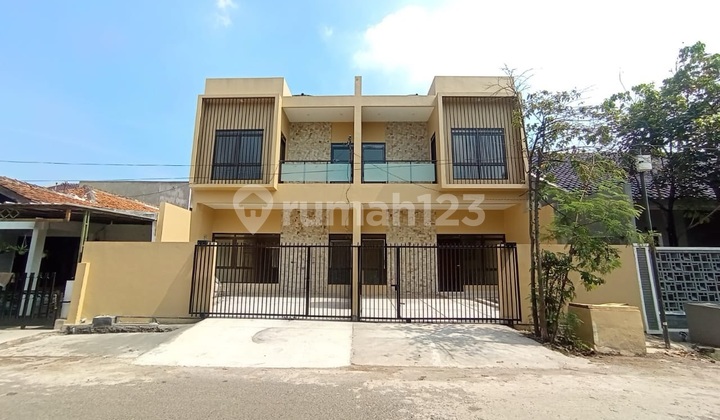 Rumah Dijual di Komplek Saturnus Margahayu dkt Metro Mall Bandung 2