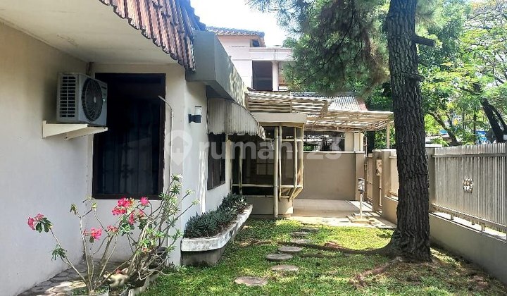 Well-Maintained House in a Very Strategic Location at Golf Arcamanik, Bandung 2