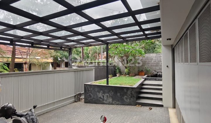 Rumah Mewah 2,5 lantai dkt Halimun talaga Bodas Turangga Bandung 2