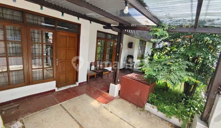 Rumah di Area Komersial Strategis Cihampelas dkt Pasteur Bandung