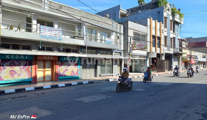 Dijual 2 Ruko Murah Lokasi Mainroad di Astana Anyar Bandung Kota Dijual 2 Ruko Murah Lokasi Mainroad di Astana Anyar Bandung Kota