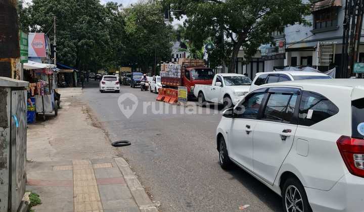 Rumah di Area Strategis dan Komersial Cocok untuk Hunian atau Tempat Usaha Lokasi Dekat ke Pintu Tol Pasirkoja Holis Bandung 2