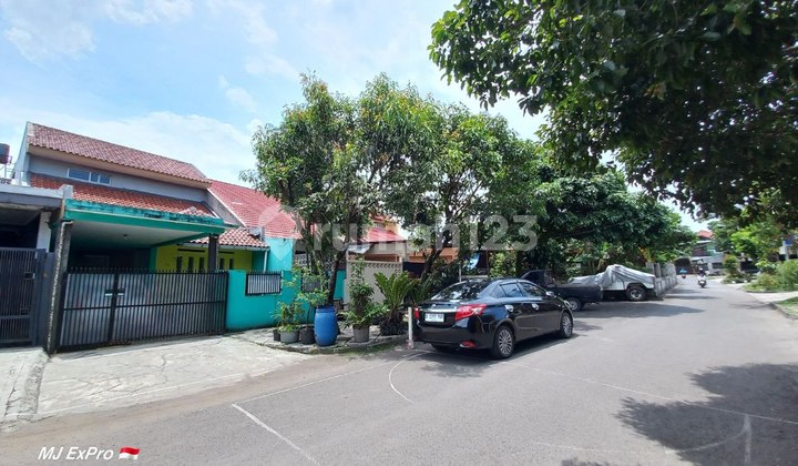 Affordable House in Antapani Bandung Minimalist Building & Flood-Free 2