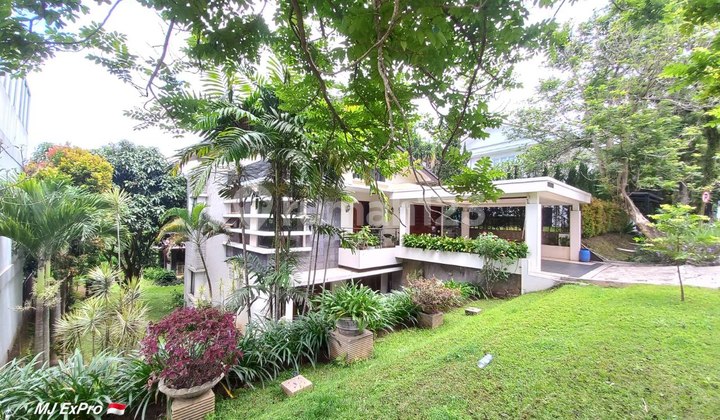 Rumah Villa Mewah Harga Murah di Resort Dago Pakar Bandung Rumah Villa Mewah Harga Murah di Resort Dago Pakar Bandung