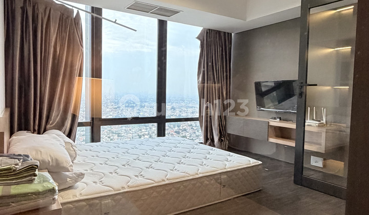 Apartemen The Smith 1 BR View Cantik Deket Pintu Keluar Tol di Alam Sutera