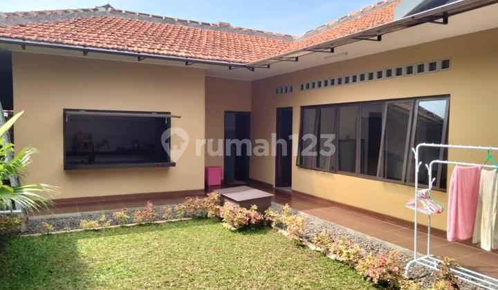 Rumah Asri Lokasi Strategis 4 BR Siap Huni di Petogagan, Kebayoran Baru - Jakarta Selatan
