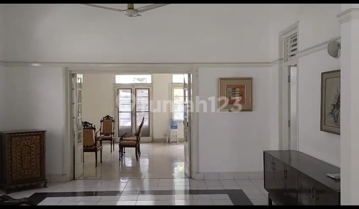 Asri House in the City Center, Menteng Area - Central Jakarta Asri House in the City Center, Menteng Area - Central Jakarta