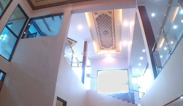 Rumah Minimalis Modern 3 Lantai Di Pondok Gede Lokasi Strategis 2
