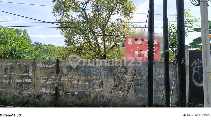 Vacant Land Near Manhattan Apartments