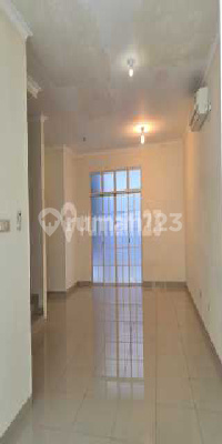 Disewakan Rumah Pik 1 Cluster Garden Unfurnished+2ac Ukuran 8x17