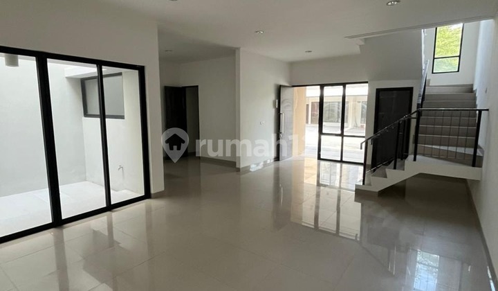 Disewakan Rumah Millenial PIK 2 Unfurnished Ukuran 8x15