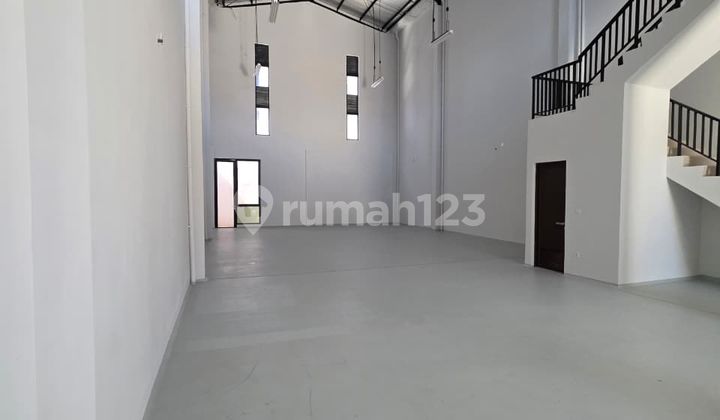 Disewakan Gudang Bizpark Pik 2 Ukuran 9x30
