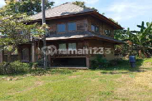 Tanah Bonus Bangunan Kayu Masih Bagus Lokasi Strategis Di Singaraja