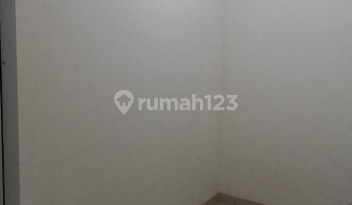 For Rent: 3-Bedroom House in Residence One, Next to Binus School For Rent: 3-Bedroom House in Residence One, Next to Binus School