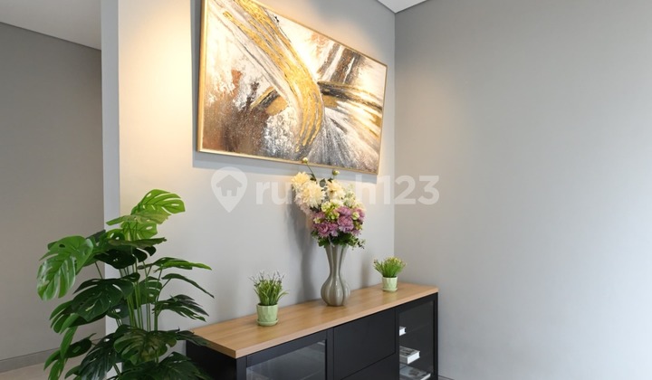 Dijual Rumah Baru Modern Minimalis di Kencana Loka BSD 2