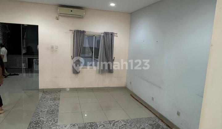 Dijual Murah Rumah Besar di Residence One Tangerang Selatan 2