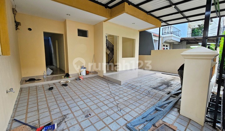 Dijual Rumah Baru Renovasi Lokasi Sektor Gading Serpong Tangerang 2