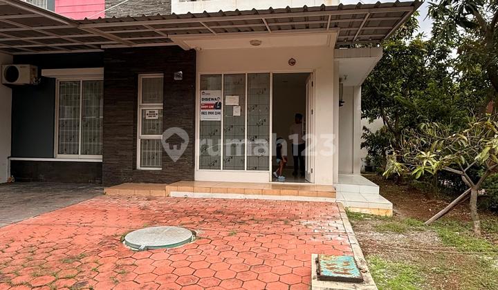 Disewakan Rumah Besar Hoek di Residence One Samping Binus School Disewakan Rumah Besar Hoek di Residence One Samping Binus School