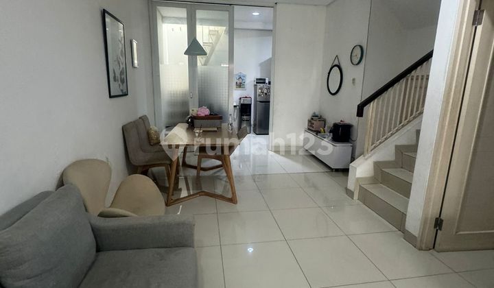 For Sale Semi-Furnished House in Residence One