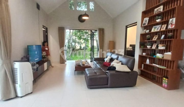 Rumah Di Kawasan Kota Baru Parahyangan Dengan Lingkungan Yang Nyaman Dan Lokasi Strategis