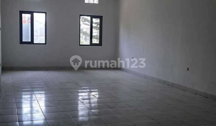 New Shop House with Spacious and Nice Space and Cool Environment in South Cimahi Area 2