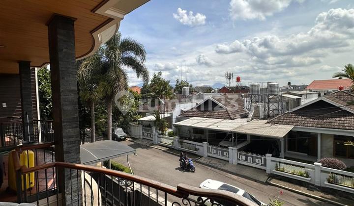 Selling Luxury House in Kolibri Area, Terusan Pasirkoja, South Bandung