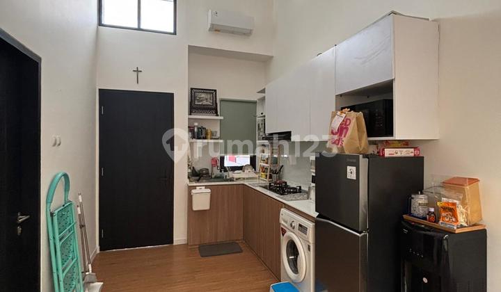 Rumah Nyaman Dan Full Furnished Dengan Lingkungan Sejuk Di Kawasan Kota Baru Parahyangan 2