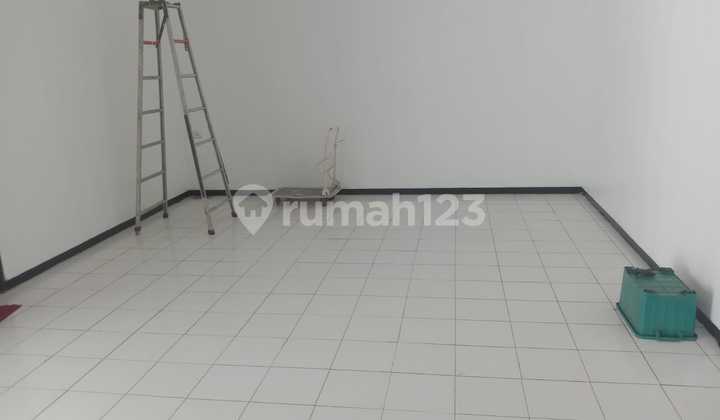 Disewakan Rumah Nyaman Dengan Lingkungan Sejuk Dan Nyaman Di Kawasan Sumbersari 2