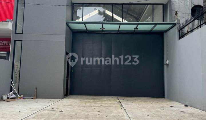 Gudang Dengan Tempat Yang Nyaman Dan Luas Serta Lokasi Strategis Berada Di Kawasan Ciateul Gudang Dengan Tempat Yang Nyaman Dan Luas Serta Lokasi Strategis Berada Di Kawasan Ciateul