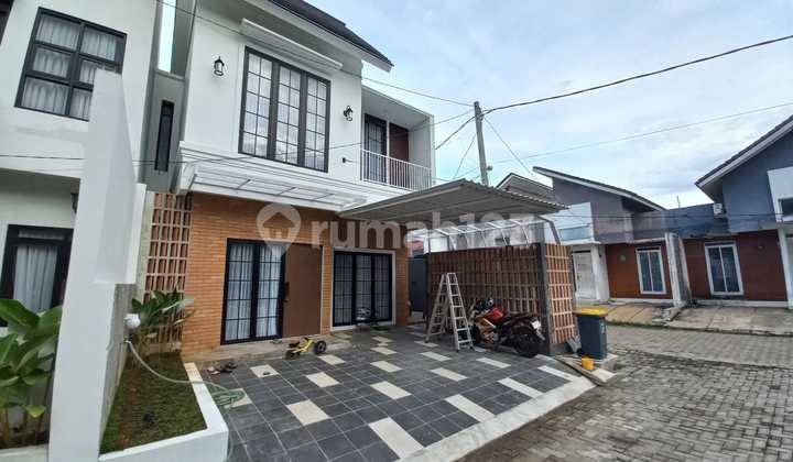 Rumah 2 Lantai Nyaman Lokasi Strategis Dekat Ke Pasar Dan Pusat Perbelanjaan 1