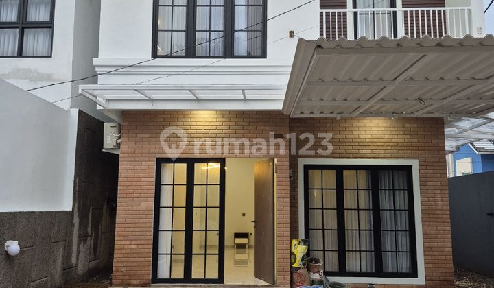 Rumah 2 Lantai Nyaman Lokasi Strategis Dekat Ke Pasar Dan Pusat Perbelanjaan 2