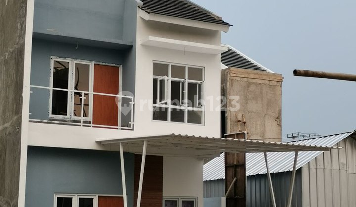 Sharia 2-Storey House, Flood-Free, Near Narogong Toll Access