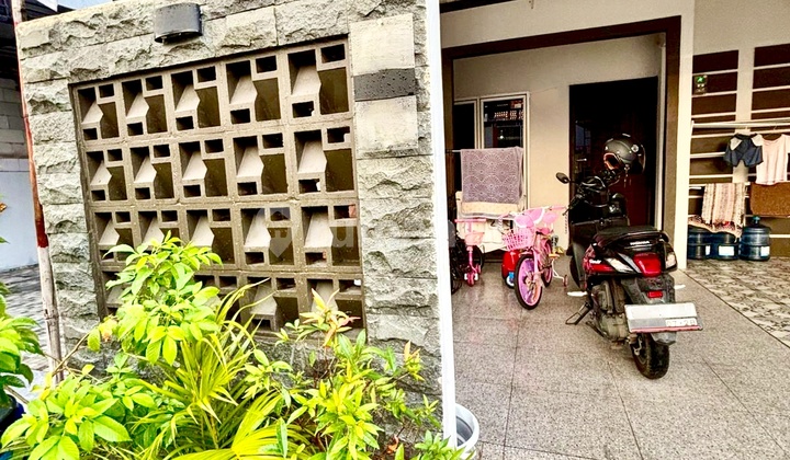 House In Permata Icon Estate, Sepatan, Tangerang – Price IDR 625,000,000 (negotiable), Cash or Mortgage Available. 2