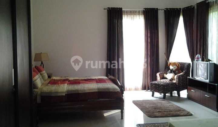 Dijual Rumah di The Green Bsd Cluster Blossom 2