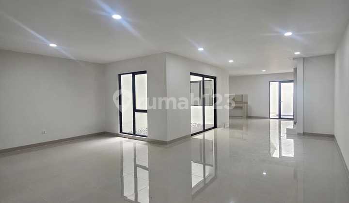 New 2-Story Minimalist Tropical House, Serene Environment, in Giri Loka New 2-Story Minimalist Tropical House, Serene Environment, in Giri Loka