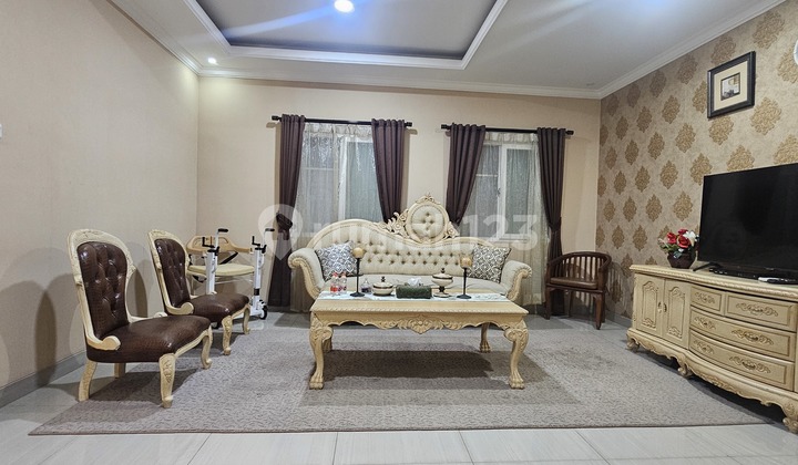 Dijual Rumah Bagus, Lingkungan Asri, Siap Huni, Di Bellano Gading Serpong