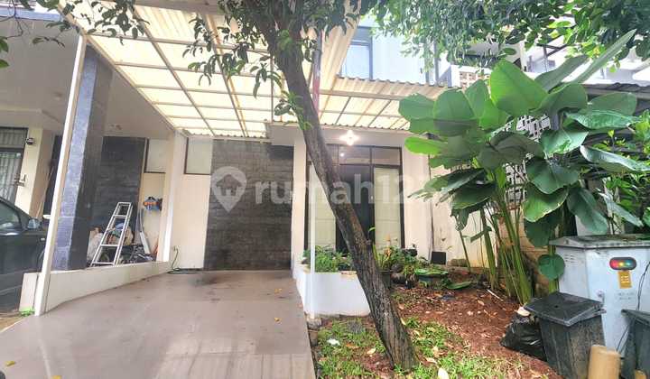 Modern 2-story house, ready to occupy, in Permata Sector 9