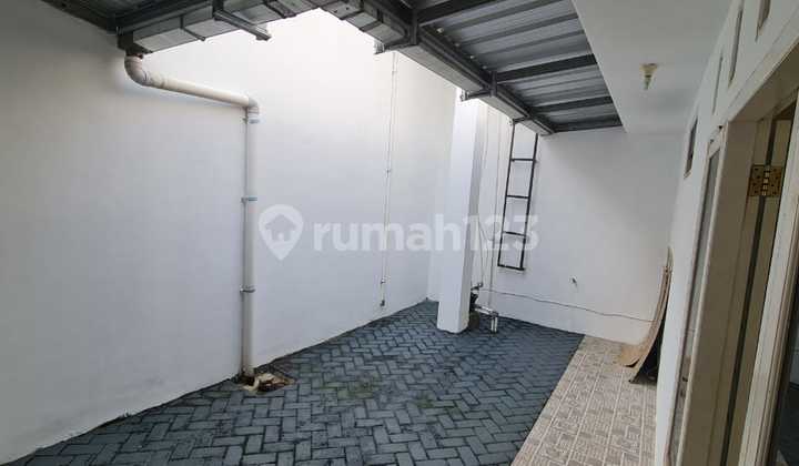 Rumah nyaman ditengah kota 8