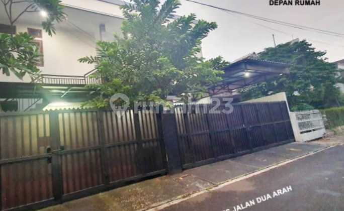 For Rent Spacious House in Tebet Dalam, South Jakarta
