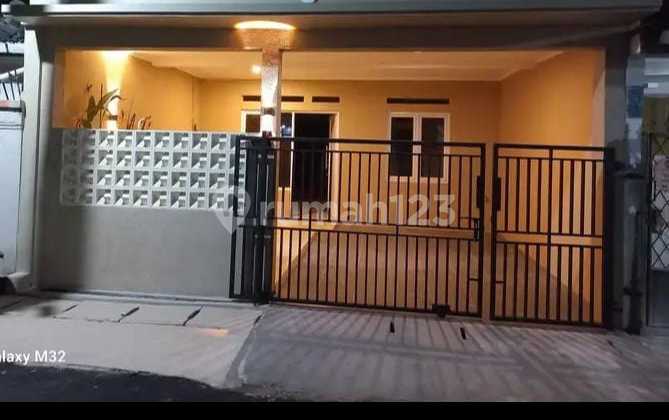 Ready-to-Occupy House in Taman Harapan Baru Bekasi