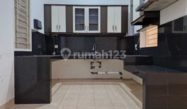 Grand Orchard Ebony Luxury House, Kelapa Gading, Sukapura, Cilincing, North Jakarta